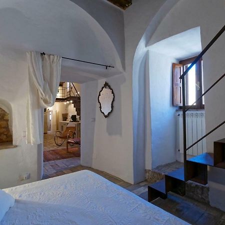 L'Arrocco - La Torre Col Mare Sul Tetto Apartment Tarquinia Luaran gambar