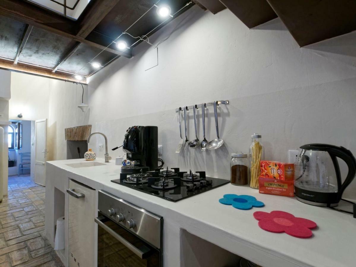 L'Arrocco - La Torre Col Mare Sul Tetto Apartment Tarquinia Luaran gambar
