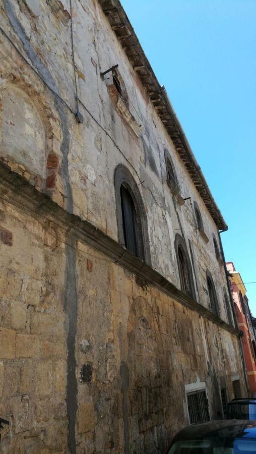 L'Arrocco - La Torre Col Mare Sul Tetto Apartment Tarquinia Luaran gambar