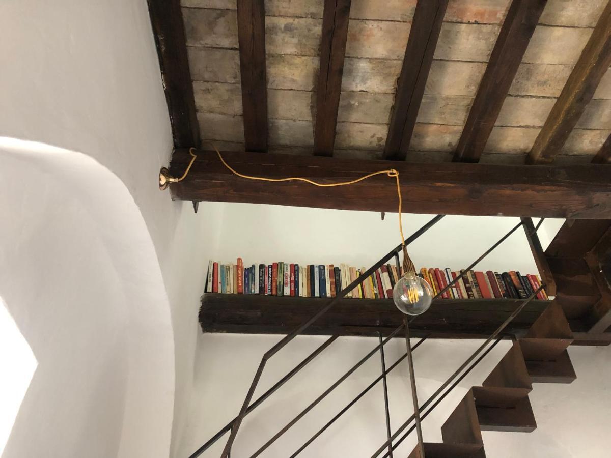 L'Arrocco - La Torre Col Mare Sul Tetto Apartment Tarquinia Luaran gambar