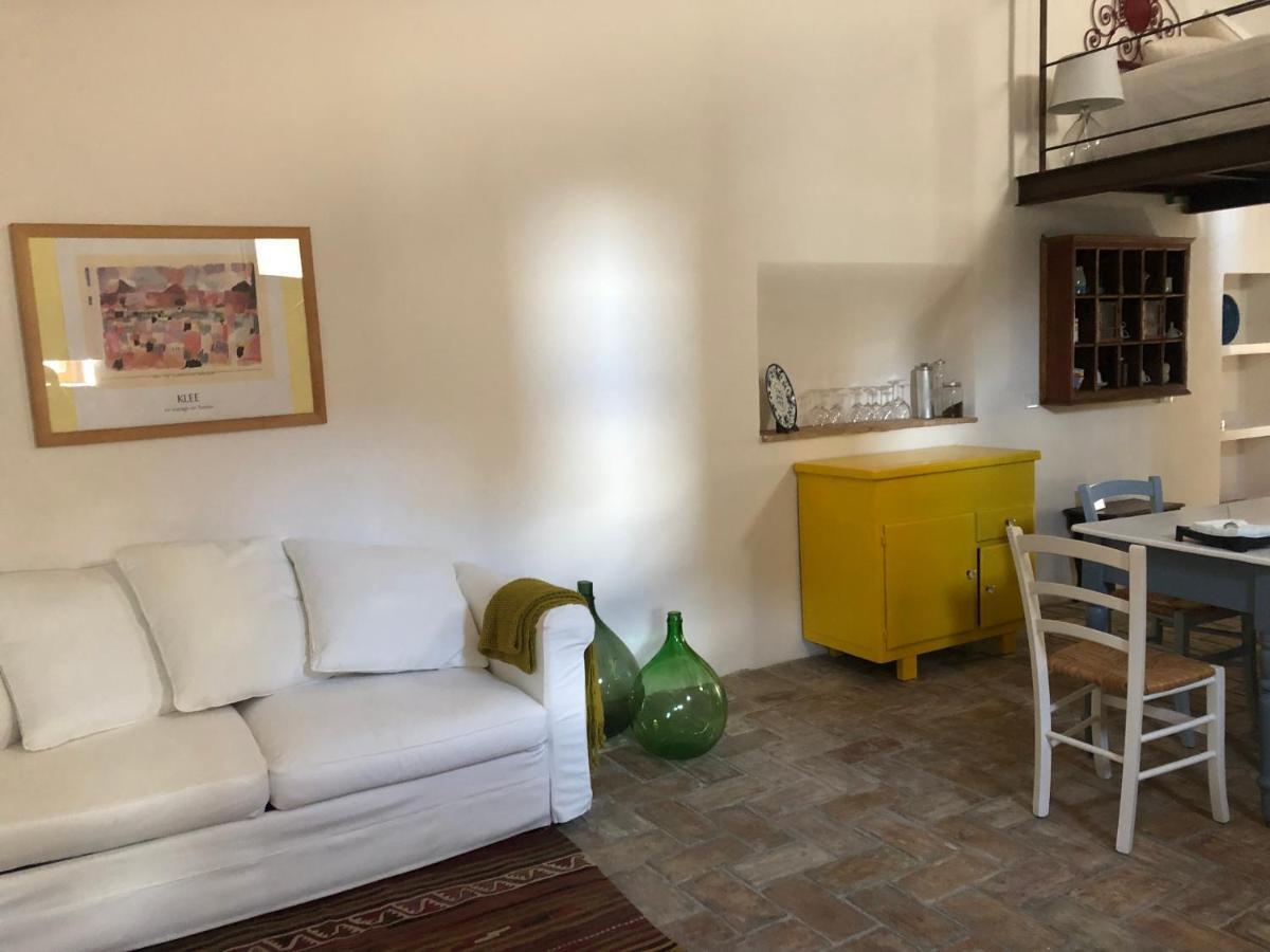 L'Arrocco - La Torre Col Mare Sul Tetto Apartment Tarquinia Luaran gambar